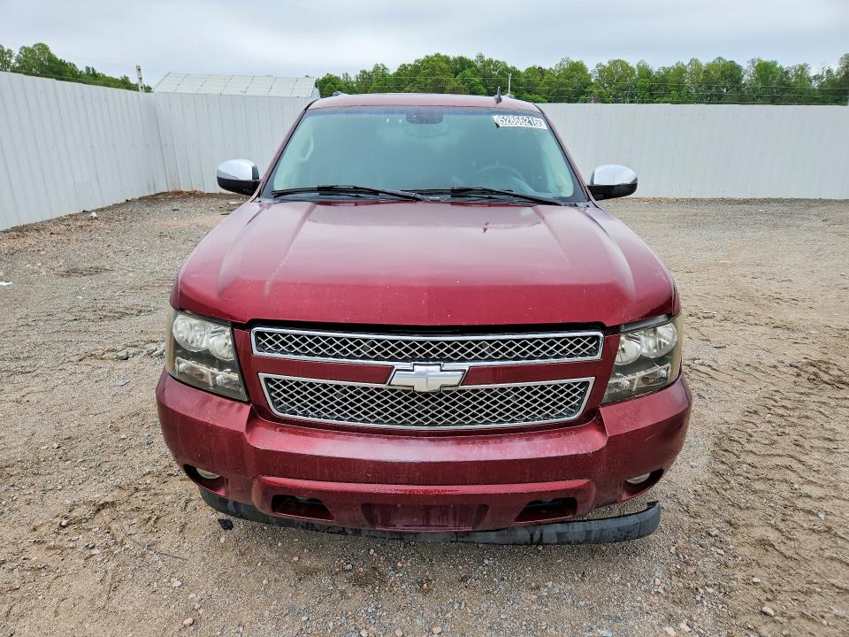 2008 Chevrolet Suburban მანქანა იყიდება აუქციონზე, vin: 3GNFK16318G202713, აუქციონის ნომერი: 52866216