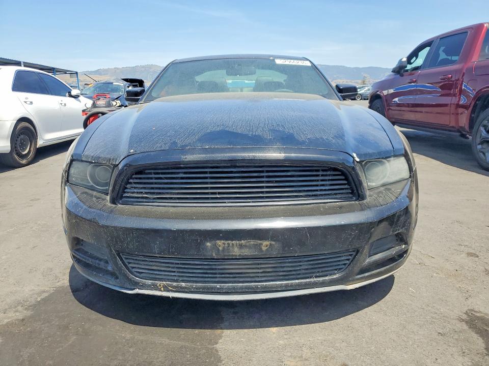 52966236 :رقم المزاد ، 1ZVBP8AM1D5250129 vin ، 2013 Ford Mustang مزاد بيع