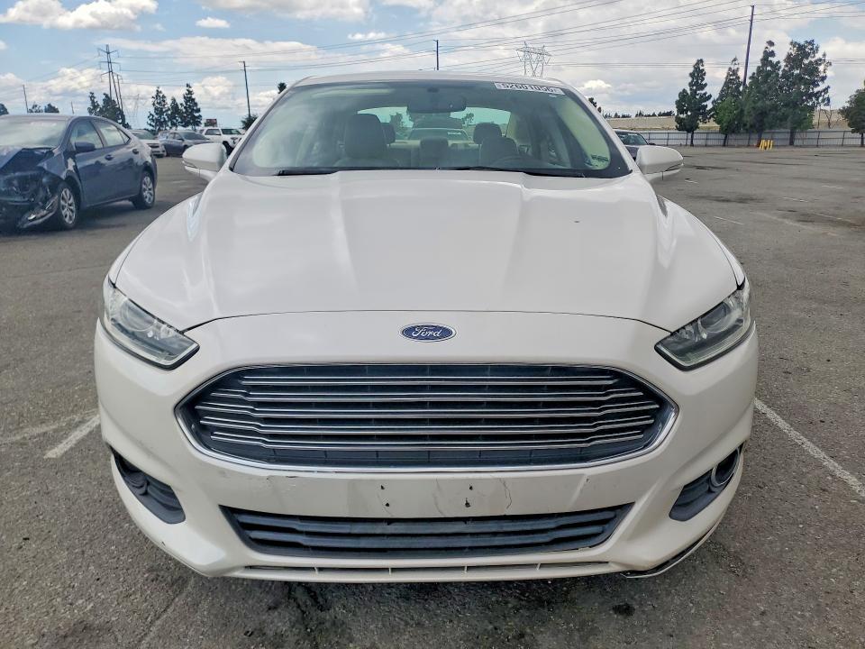 52601056 :رقم المزاد ، 3FA6P0HD7GR247464 vin ، 2016 Ford Fusion مزاد بيع