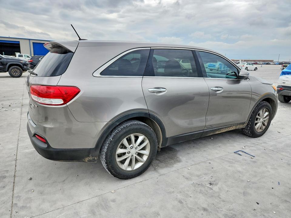 Продажа на аукционе авто 2016 Kia Sorento, vin: 5XYPG4A31GG163139, номер лота: 54649776