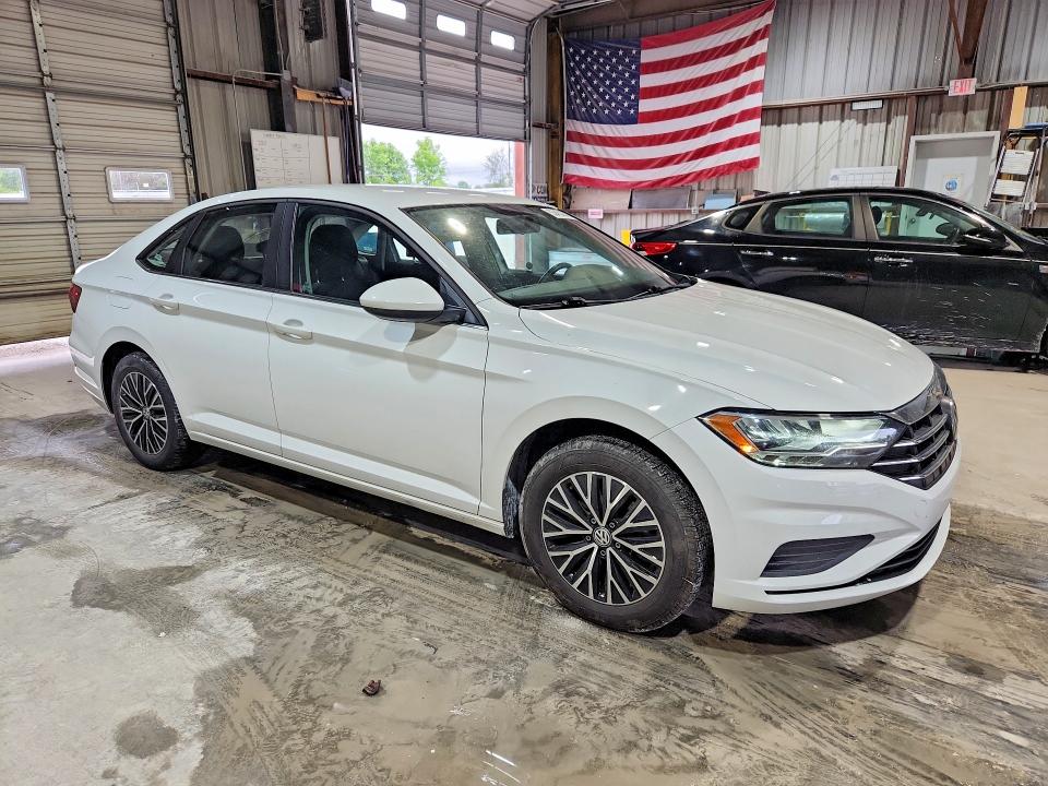 53452976 :رقم المزاد ، 3VWC57BU8MM044898 vin ، 2021 Volkswagen Jetta مزاد بيع