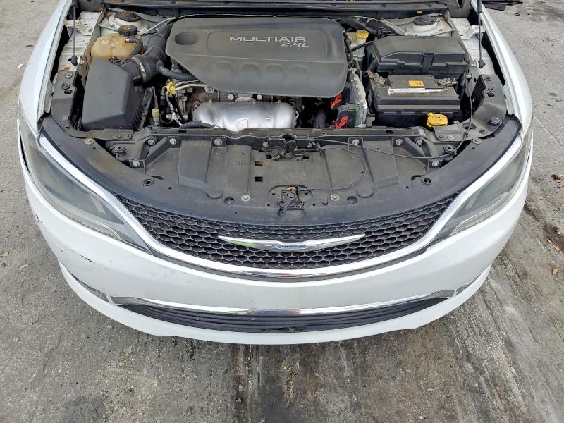 55355636 :رقم المزاد ، 1C3CCCAB3FN598770 vin ، 2015 Chrysler 200 مزاد بيع