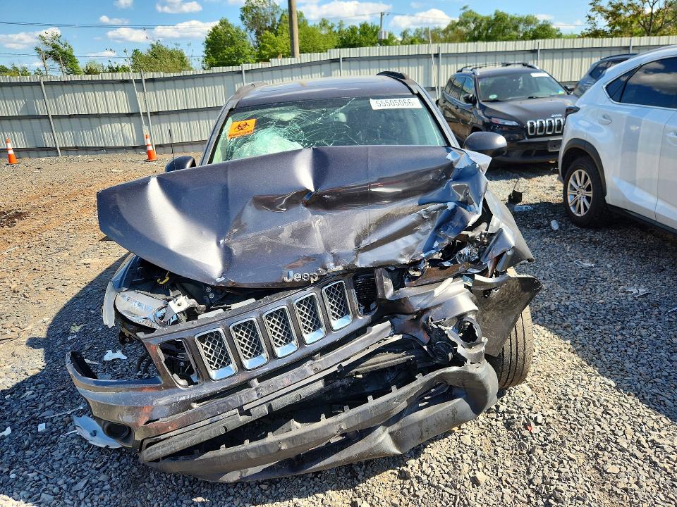 55505066 :رقم المزاد ، 1C4NJDEB6GD597369 vin ، 2016 Jeep Compass مزاد بيع