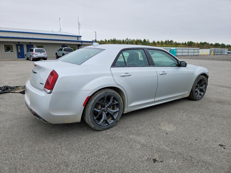 53017316 :رقم المزاد ، 2C3CCADG5NH221828 vin ، 2022 Chrysler 300 مزاد بيع