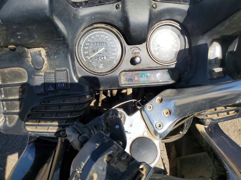 Продажа на аукционе авто 1998 Bmw R1100, vin: WB10418A6WZC63704, номер лота: 53707816