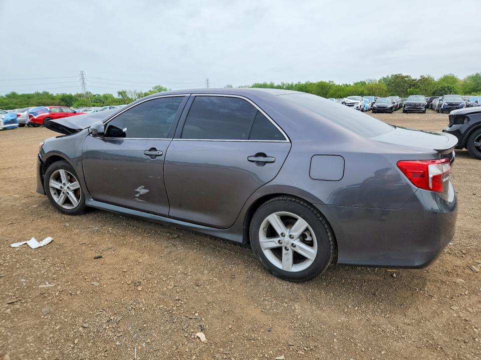 54851696 :رقم المزاد ، 4T1BF1FK2EU339389 vin ، 2014 Toyota Camry مزاد بيع