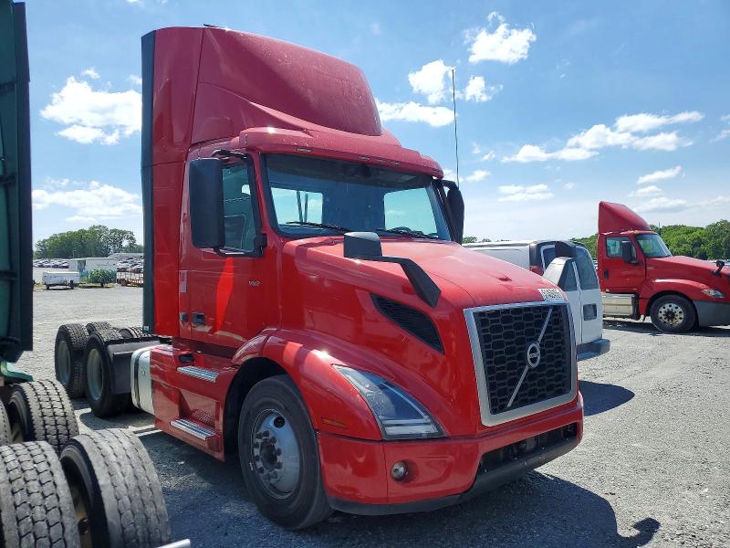 2022 Volvo Vnr მანქანა იყიდება აუქციონზე, vin: 4V4WC9EG9NN301781, აუქციონის ნომერი: 51469456
