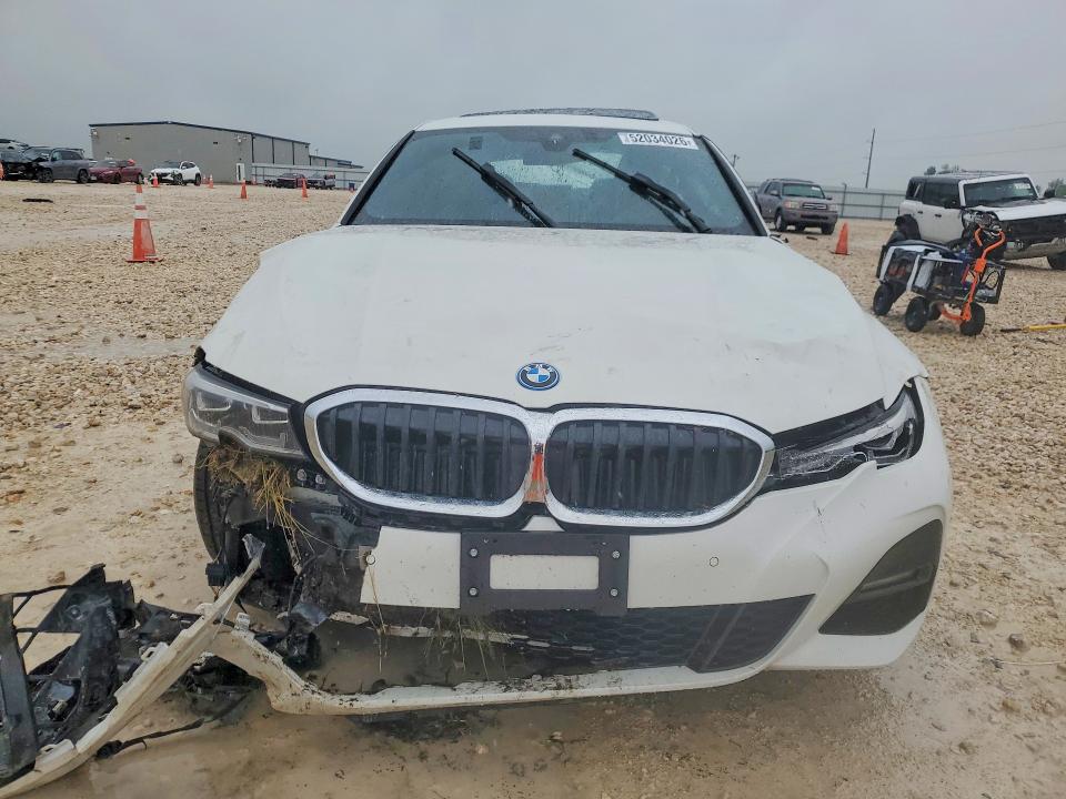 2022 Bmw 330e მანქანა იყიდება აუქციონზე, vin: 3MW5P7J01N8C62743, აუქციონის ნომერი: 52034026