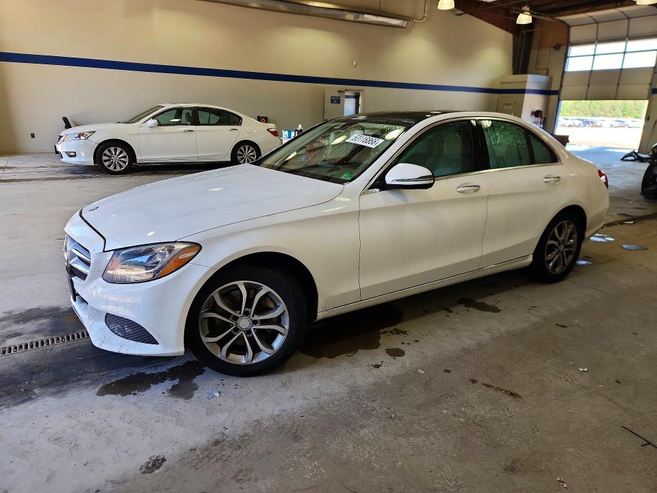 2017 Mercedes-benz C მანქანა იყიდება აუქციონზე, vin: 55SWF4KB7HU181107, აუქციონის ნომერი: 53116866