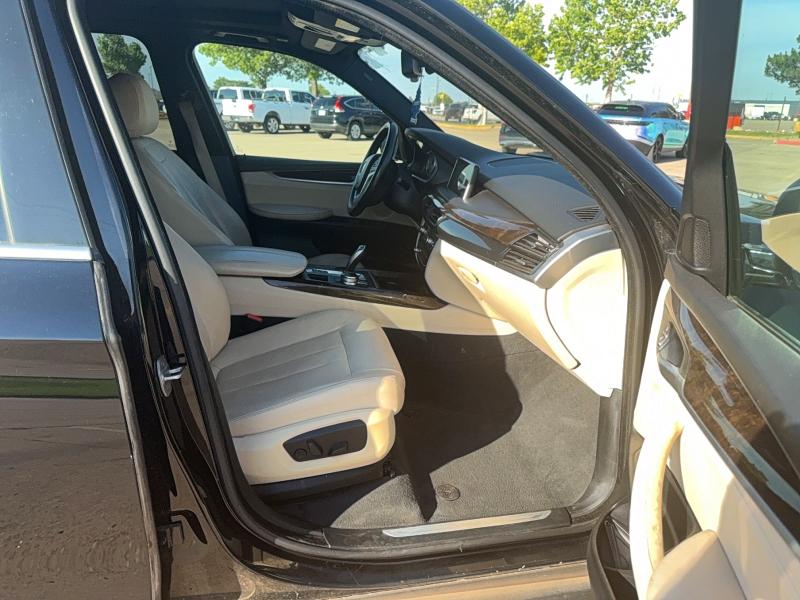 Продажа на аукционе авто 2017 Bmw X5, vin: 5UXKR0C57H0U49966, номер лота: 54011856