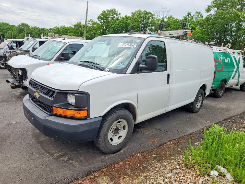 53002276 :رقم المزاد ، 1GCWGAFF7G1315082 vin ، 2016 Chevrolet Express G2500 مزاد بيع