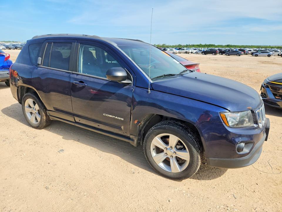 52961106 :رقم المزاد ، 1C4NJCBA9GD568437 vin ، 2016 Jeep Compass مزاد بيع