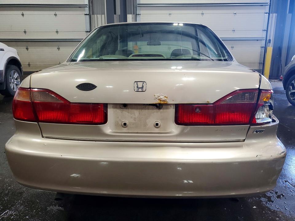 Продажа на аукционе авто 2000 Honda Accord, vin: 1HGCG165XYA018773, номер лота: 55134116