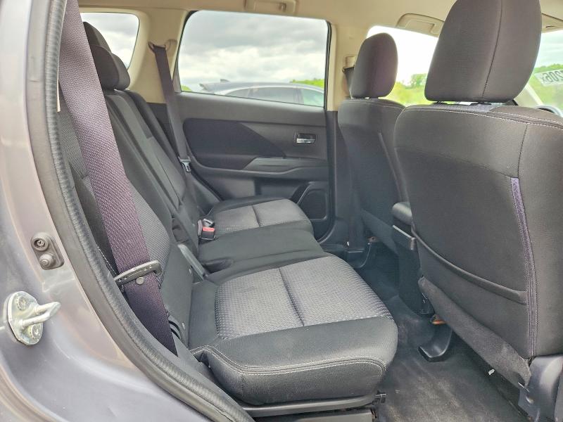 53797206 :رقم المزاد ، JA4AZ3A39GZ017187 vin ، 2016 Mitsubishi Outlander مزاد بيع