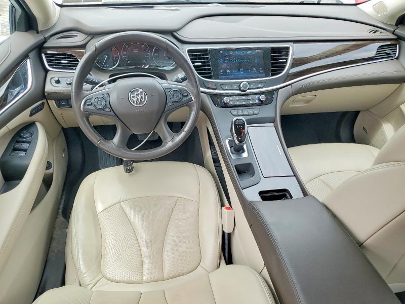 54695326 :رقم المزاد ، 1G4ZR5SS6HU182375 vin ، 2017 Buick Lacrosse مزاد بيع