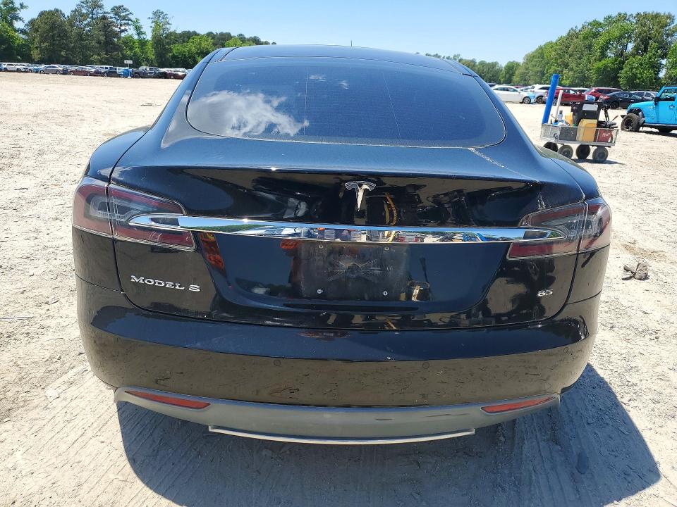 Продаж на аукціоні авто 2014 Tesla Model S, vin: 5YJSA1H16EFP45613, номер лоту: 53315206