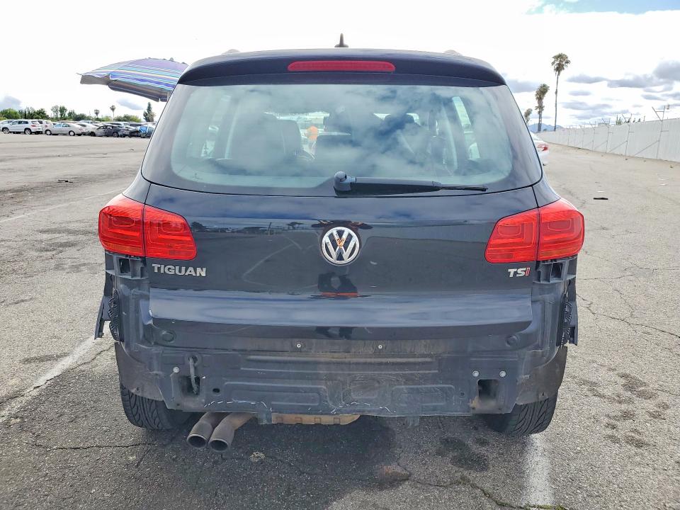 2017 Volkswagen Tiguan მანქანა იყიდება აუქციონზე, vin: WVGAV7AX7HK031400, აუქციონის ნომერი: 52502126