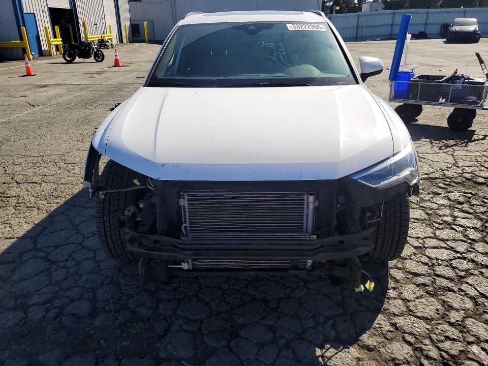 53222956 :رقم المزاد ، WA1EECF31N1141021 vin ، 2022 Audi Q3 مزاد بيع