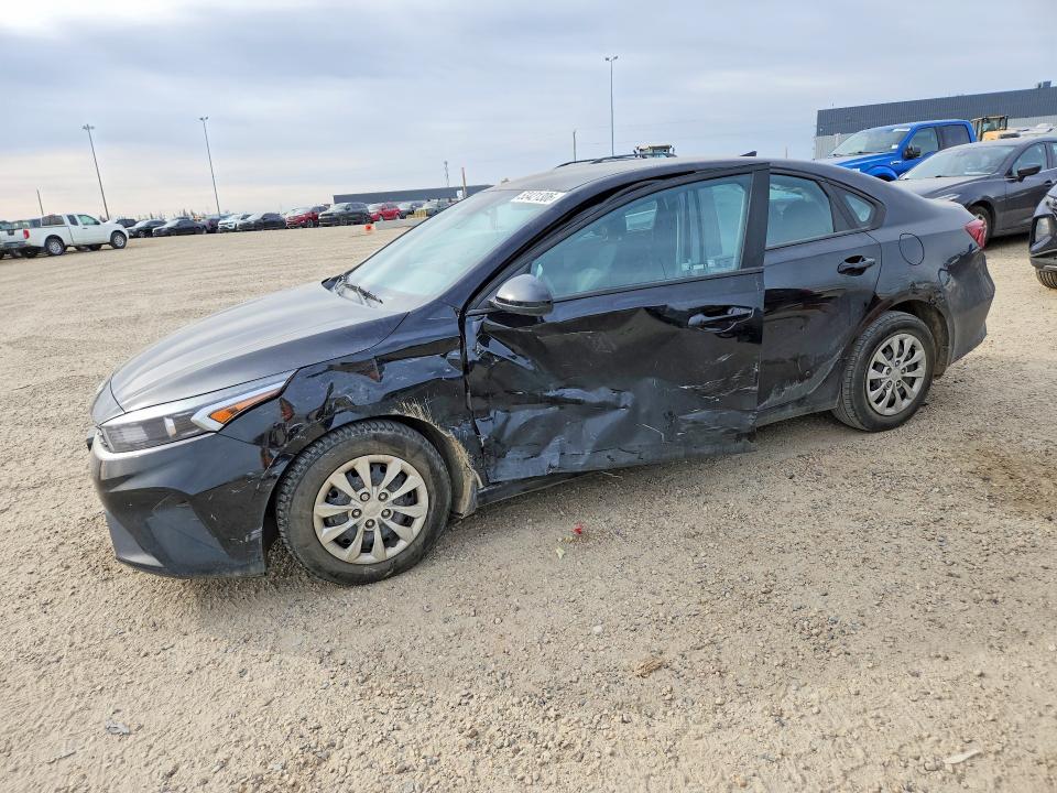 53421306 :رقم المزاد ، 3KPF24AD7PE656629 vin ، 2023 Kia Forte مزاد بيع