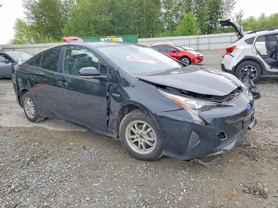 55568446 :رقم المزاد ، JTDKBRFU7H3055007 vin ، 2017 Toyota Prius مزاد بيع