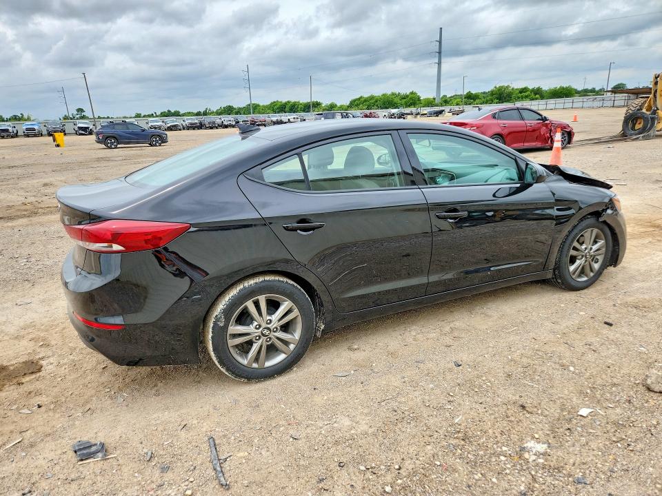 54703636 :رقم المزاد ، 5NPD84LF9HH103045 vin ، 2017 Hyundai Elantra مزاد بيع