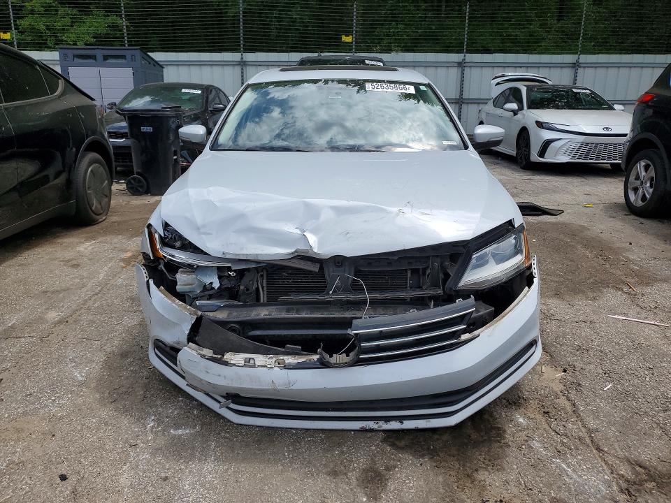 Продажа на аукционе авто 2017 Volkswagen Jetta, vin: 3VWDB7AJXHM266773, номер лота: 52635866