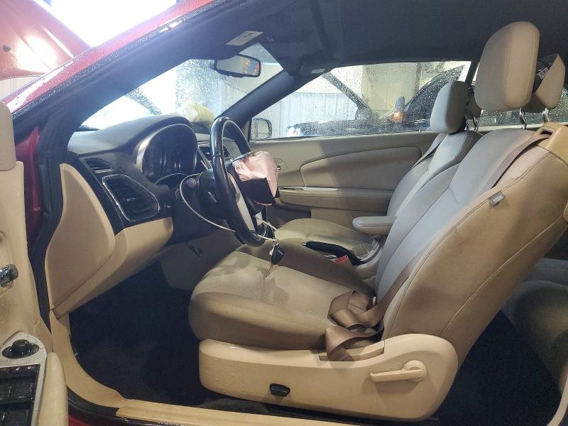 2014 Chrysler 200 მანქანა იყიდება აუქციონზე, vin: 1C3BCBEB6EN115545, აუქციონის ნომერი: 54180256