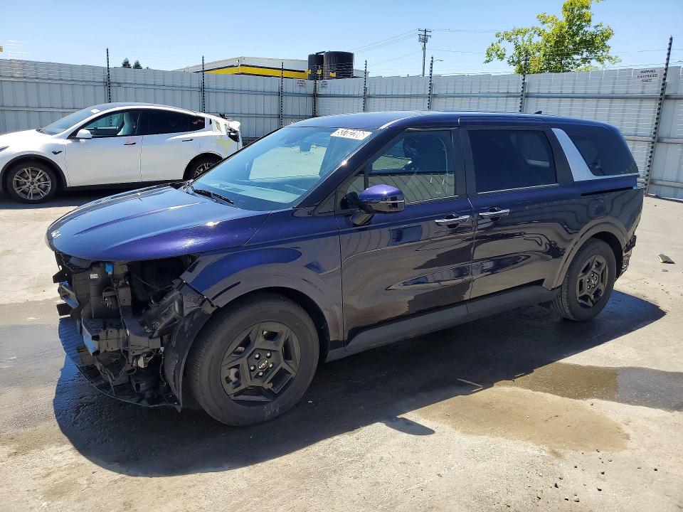 Продажа на аукционе авто 2026 Kia Carnival, vin: KNDNB5K33T6585677, номер лота: 53782206