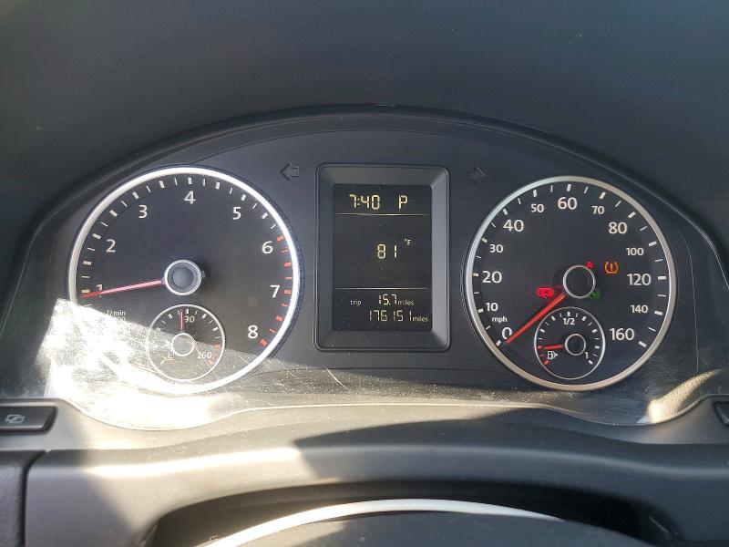 53027126 :رقم المزاد ، WVGAV7AX0BW553432 vin ، 2011 Volkswagen Tiguan مزاد بيع