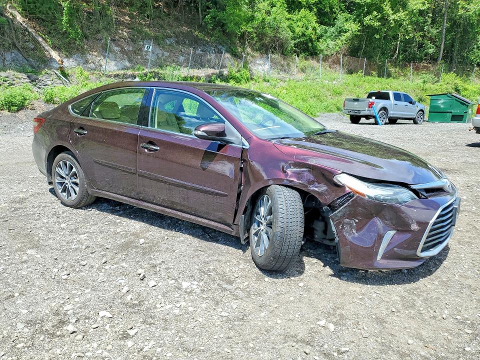 55333846 :رقم المزاد ، 4T1BK1EB7GU218695 vin ، 2016 Toyota Avalon مزاد بيع