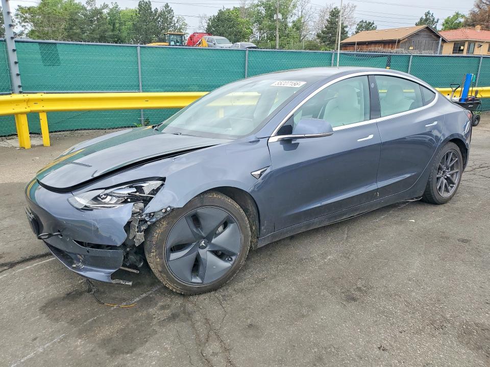 55227156 :رقم المزاد ، 5YJ3E1EBXLF639071 vin ، 2020 Tesla Model 3 مزاد بيع