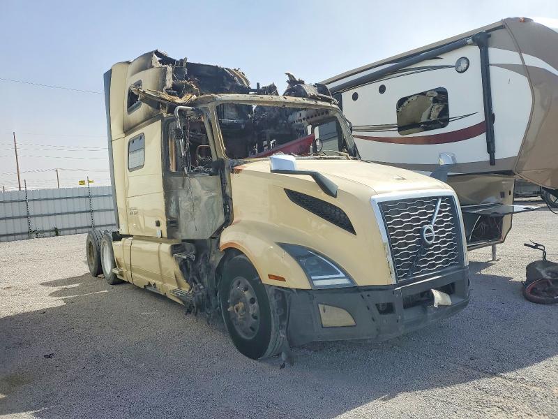 Auction sale of the 2020 Volvo Vn, vin: 4V4NC9EH8LN249447, lot number: 52474806