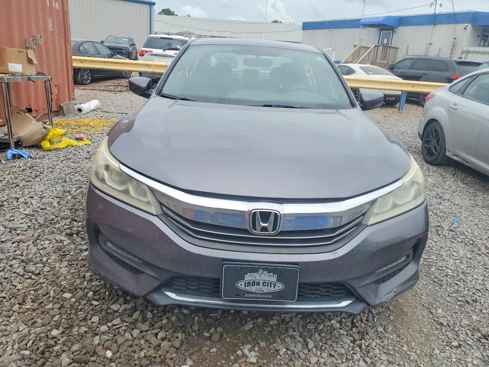 2017 Honda Accord მანქანა იყიდება აუქციონზე, vin: 1HGCR2F5XHA220884, აუქციონის ნომერი: 54548856