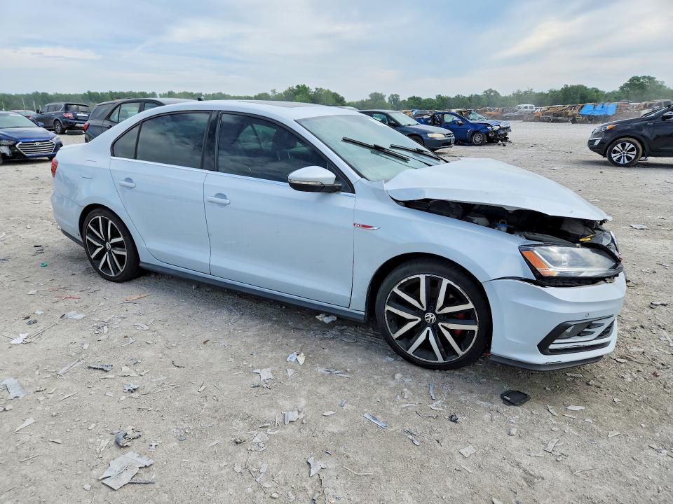 2017 Volkswagen Jetta მანქანა იყიდება აუქციონზე, vin: 3VW5T7AJ2HM330161, აუქციონის ნომერი: 54353646