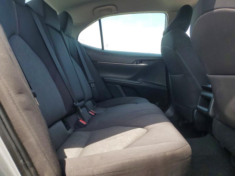 52186346 :رقم المزاد ، 4T1B11HK8KU229793 vin ، 2019 Toyota Camry مزاد بيع