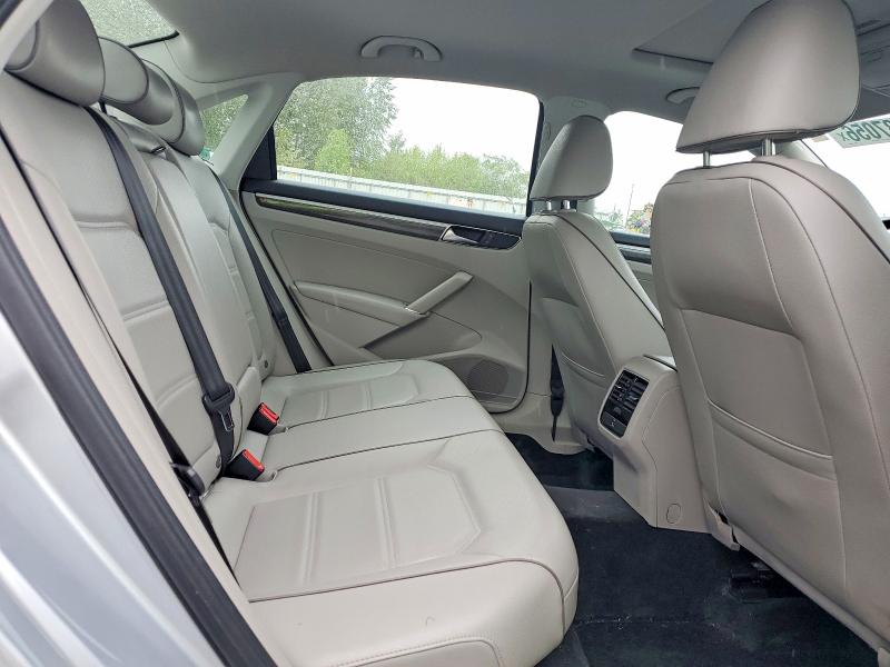 2017 Volkswagen Passat მანქანა იყიდება აუქციონზე, vin: 1VWBT7A30HC014909, აუქციონის ნომერი: 53737056