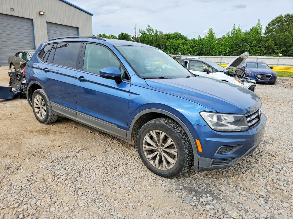 2018 Volkswagen Tiguan მანქანა იყიდება აუქციონზე, vin: 3VV1B7AX2JM059568, აუქციონის ნომერი: 54112206
