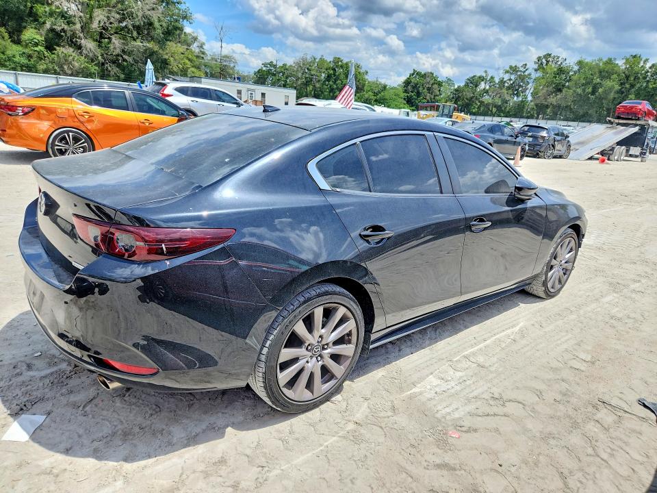 51988546 :رقم المزاد ، 3MZBPADLXKM106130 vin ، 2019 Mazda 3 مزاد بيع