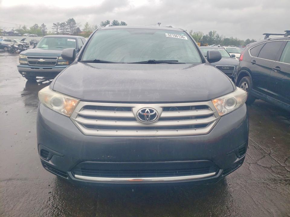 2013 Toyota Highlander მანქანა იყიდება აუქციონზე, vin: 5TDBK3EH3DS188891, აუქციონის ნომერი: 52196136