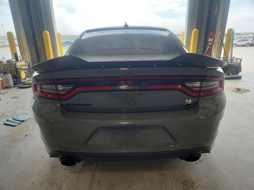 53093086 :رقم المزاد ، 2C3CDXGJ3JH319290 vin ، 2018 Dodge Charger مزاد بيع