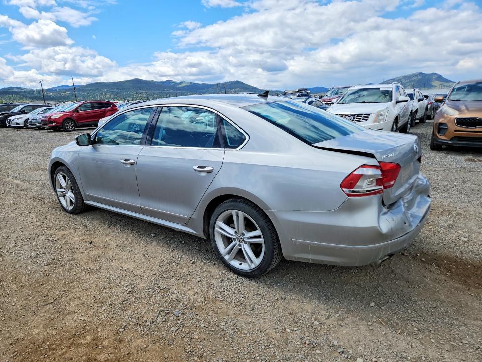 53481956 :رقم المزاد ، 1VWCN7A31DC139510 vin ، 2013 Volkswagen Passat مزاد بيع