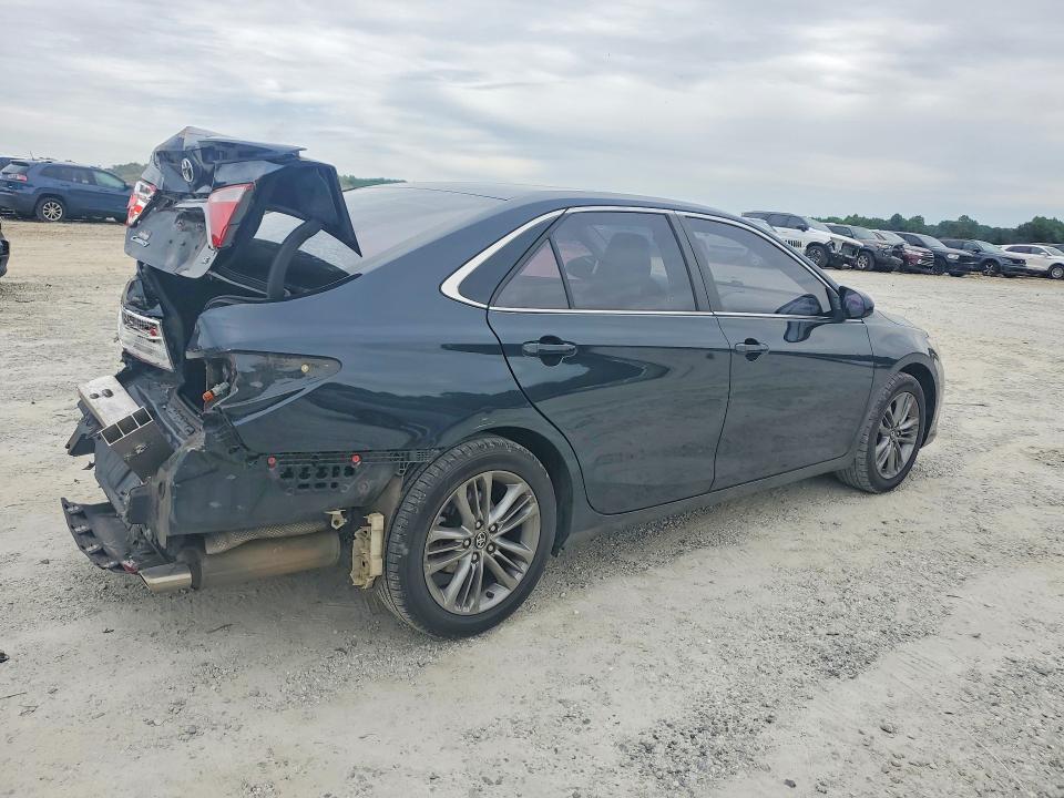 51774746 :رقم المزاد ، 4T1BF1FK0HU719609 vin ، 2017 Toyota Camry مزاد بيع