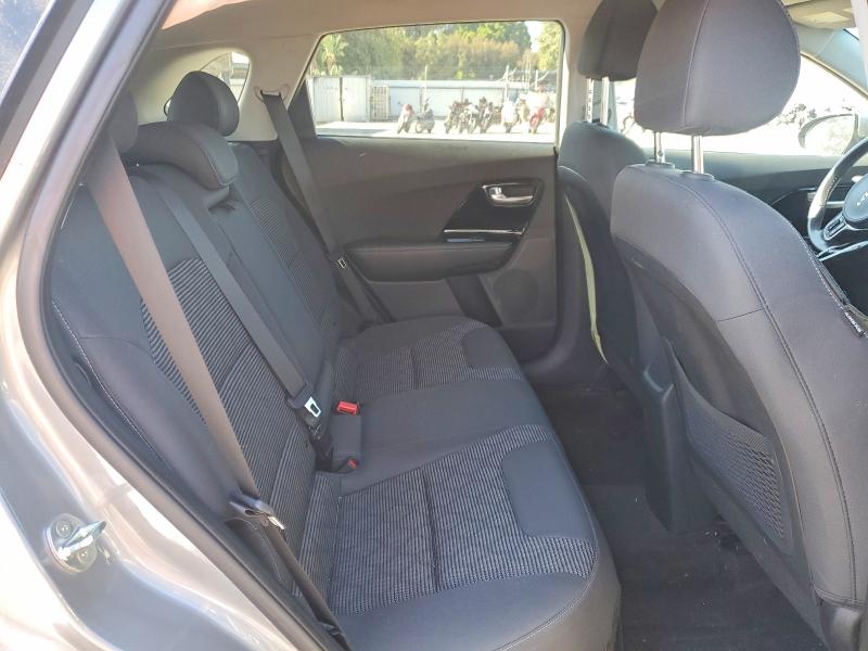 2022 Kia Niro მანქანა იყიდება აუქციონზე, vin: KNDCB3LC1N5548033, აუქციონის ნომერი: 52257646
