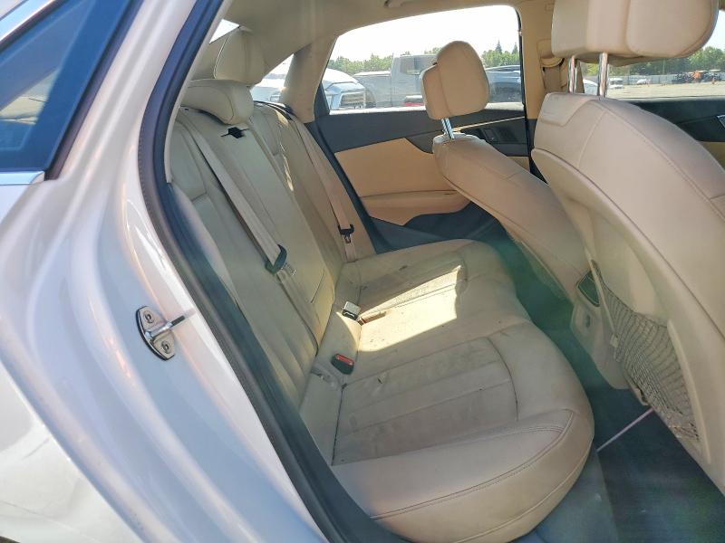 Продажа на аукционе авто 2018 Audi A4, vin: WAUENAF42JA044100, номер лота: 53296586