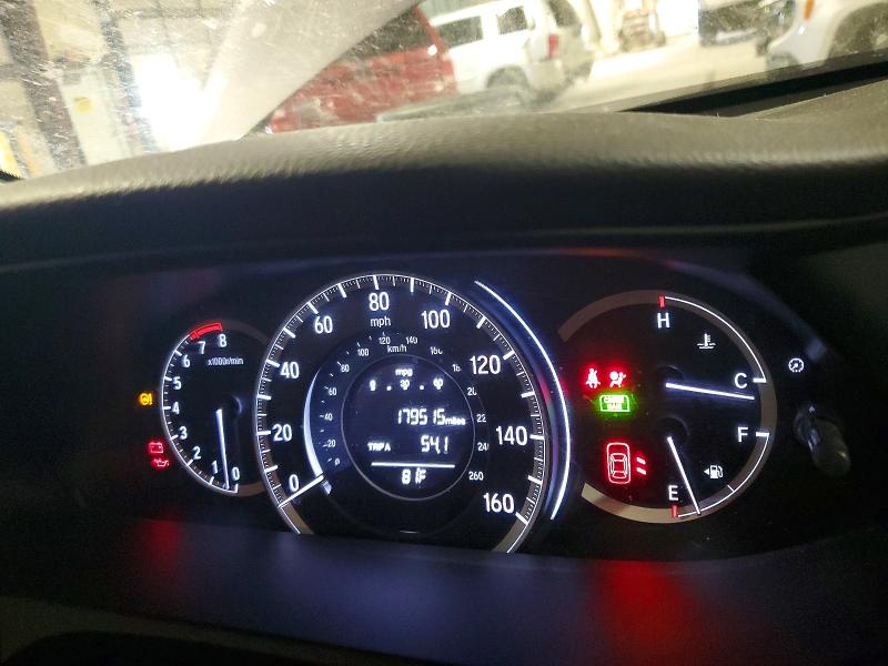 55339836 :رقم المزاد ، 1HGCR2E30GA108108 vin ، 2016 Honda Accord مزاد بيع