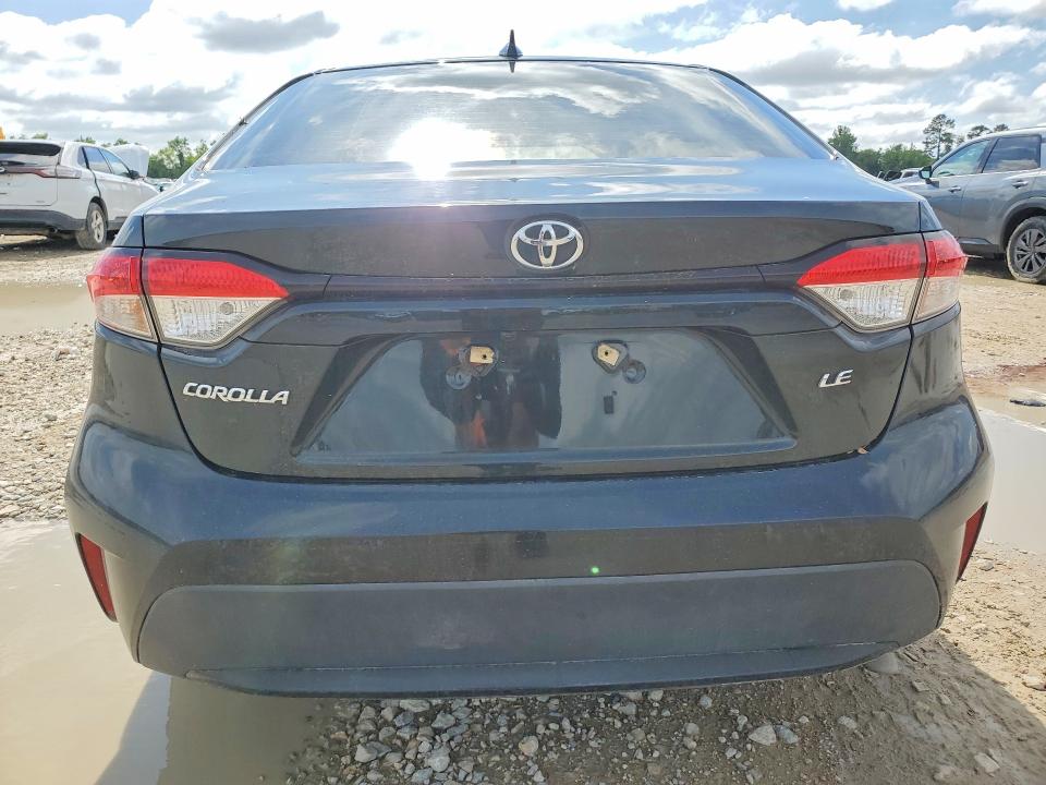 Auction sale of the 2022 Toyota Corolla, vin: JTDEPMAE8NJ212505, lot number: 53850396