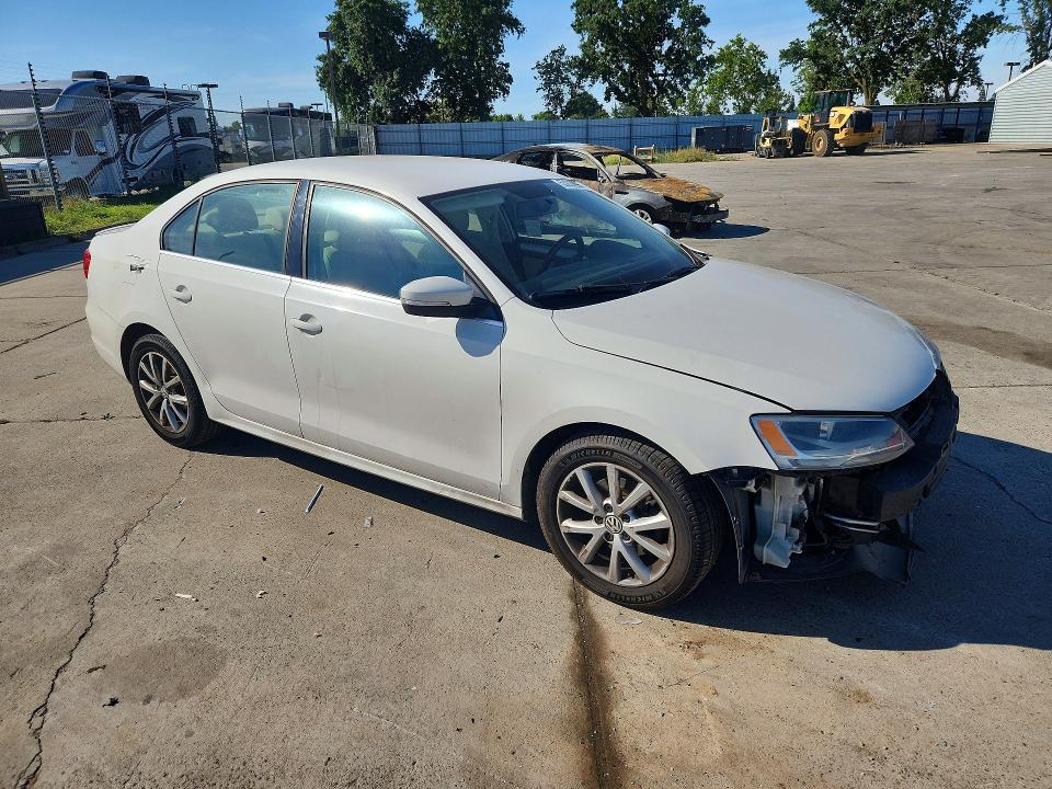2013 Volkswagen Jetta მანქანა იყიდება აუქციონზე, vin: 3VWDP7AJ5DM201566, აუქციონის ნომერი: 53220996