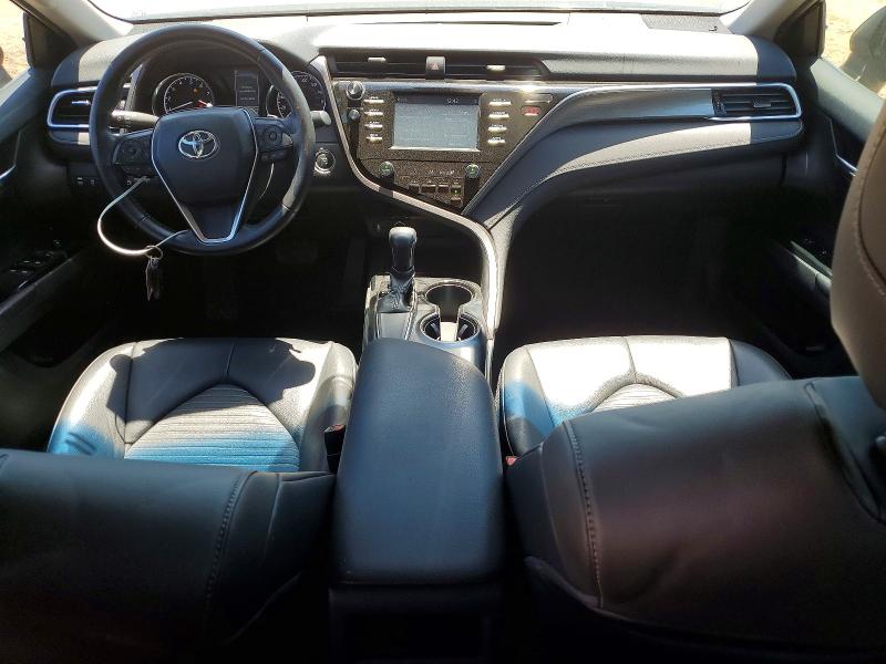 53626986 :رقم المزاد ، 4T1B11HK3JU528462 vin ، 2018 Toyota Camry مزاد بيع