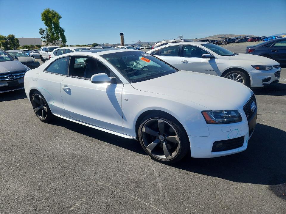 54139526 :رقم المزاد ، WAUVVAFR9CA001355 vin ، 2012 Audi S5 مزاد بيع