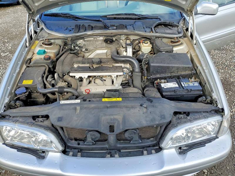53772206 :رقم المزاد ، YV1NC62D34J050269 vin ، 2004 Volvo C70 مزاد بيع
